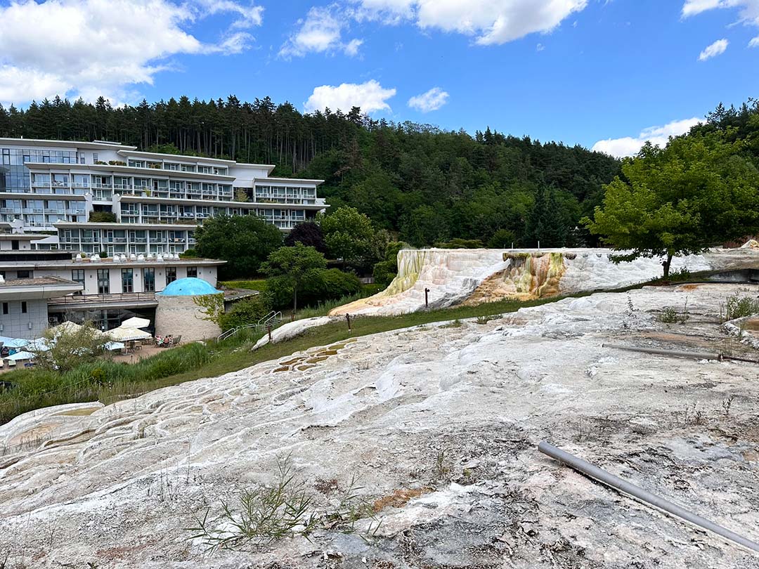 Egerszalóki gyógyvíz a hotel Saliris mellett.